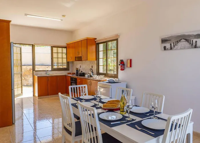 Rhea By Πέγεια