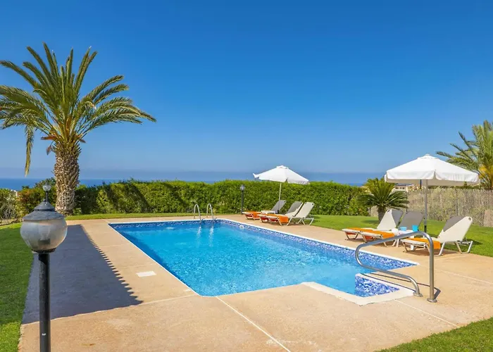 Βίλα Rhea By Πέγεια